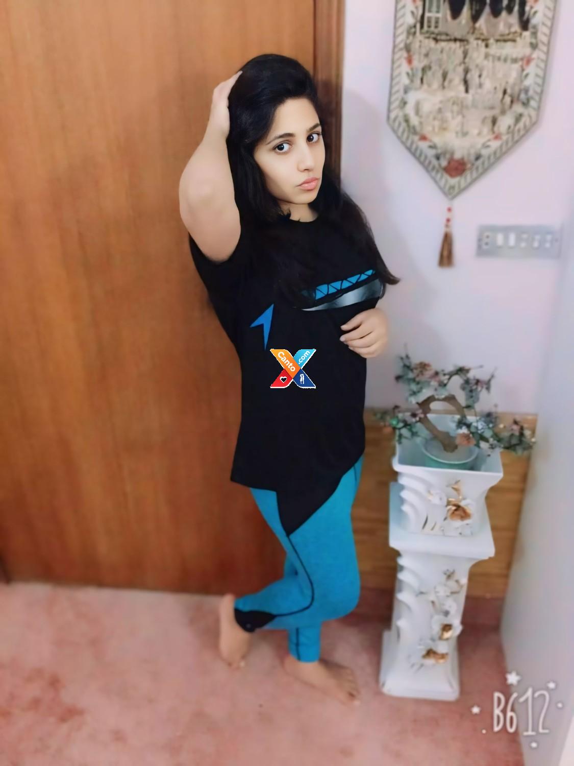 Full open sexy video call service available 03071937927