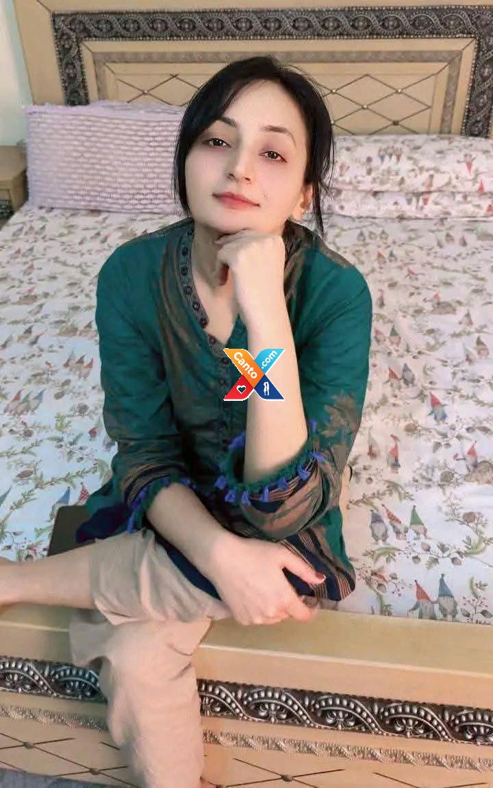 Kiran-cam-fun-real-what-app-03098768035-voice-call-and-sexy-chat