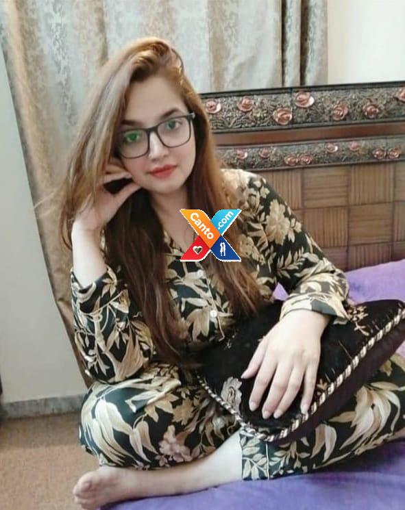 Kiran-cam-fun-real-what-app-03098768035-voice-call-and-sexy-chat