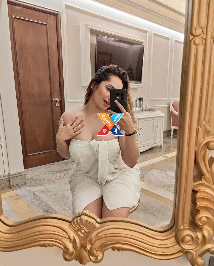 Kiran-cam-fun-real-what-app-03258023040-voice-call-and-sexy-chat